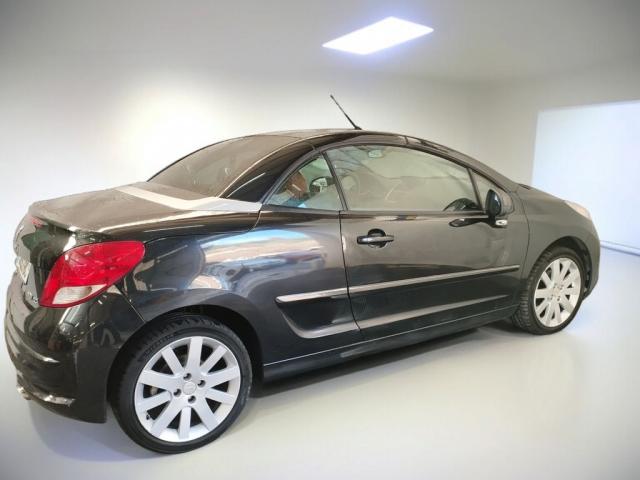 Peugeot 207 Cc image 2