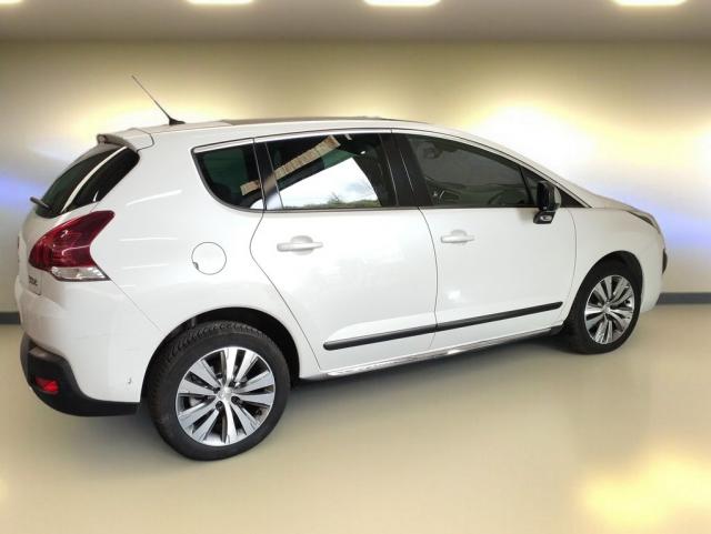 Peugeot 3008 image 2