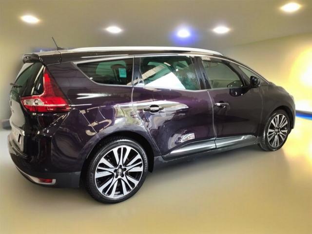 Renault Grand Scénic image 1