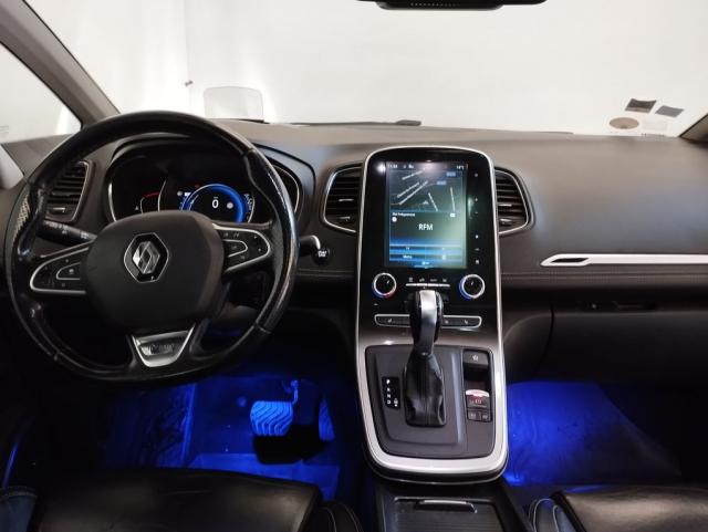 Renault Grand Scénic image 2