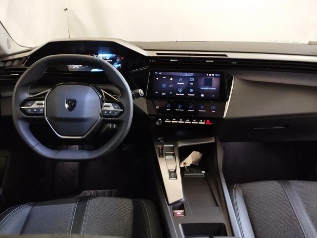 Peugeot 308 image 1