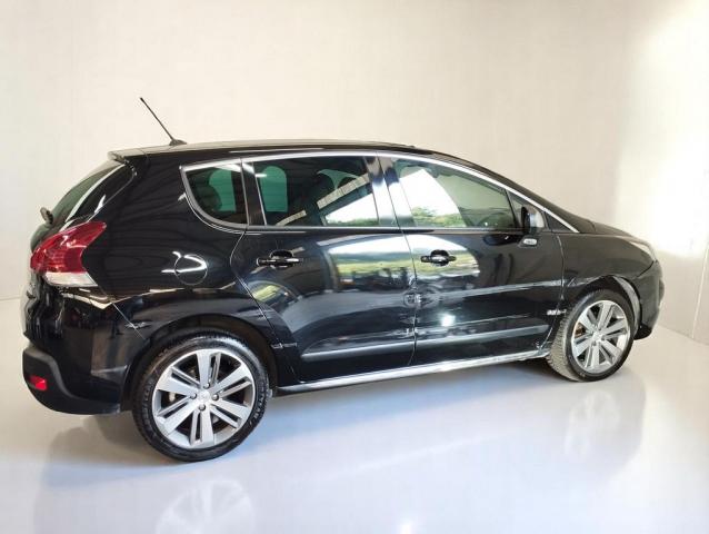 Peugeot 3008 image 2