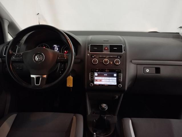 Volkswagen Touran image 1