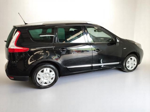 Renault Grand Scénic image 2