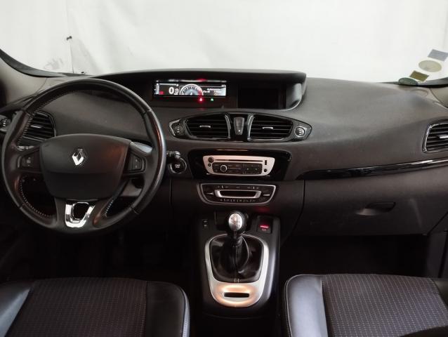 Renault Grand Scénic image 1