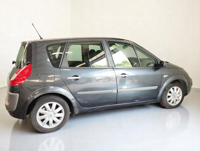Renault Scénic image 1