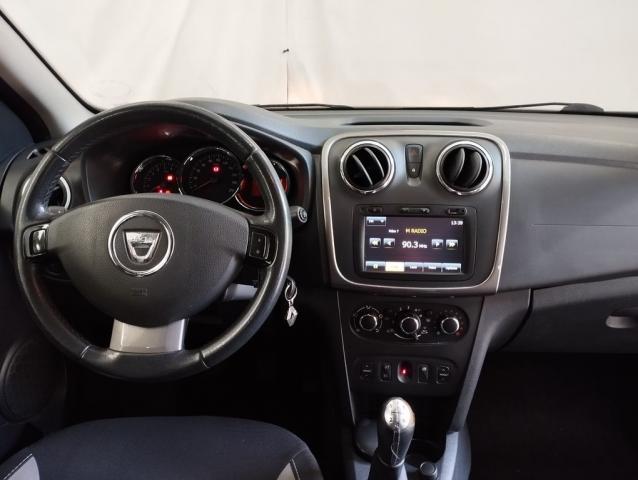 Dacia Sandero image 2