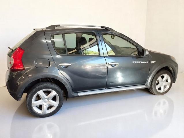 Dacia Sandero image 2