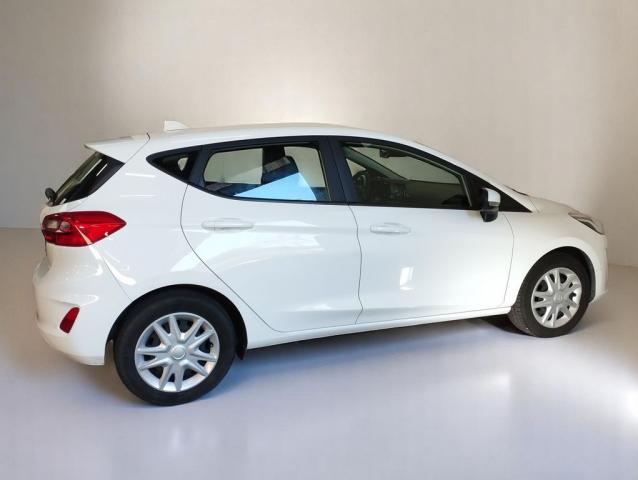 Ford Fiesta image 2