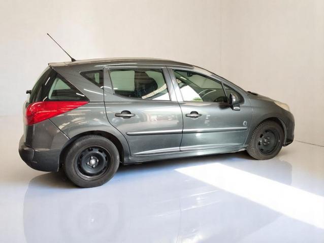Peugeot 207 Sw image 2