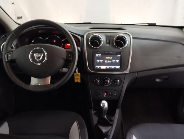 Dacia Sandero image 2