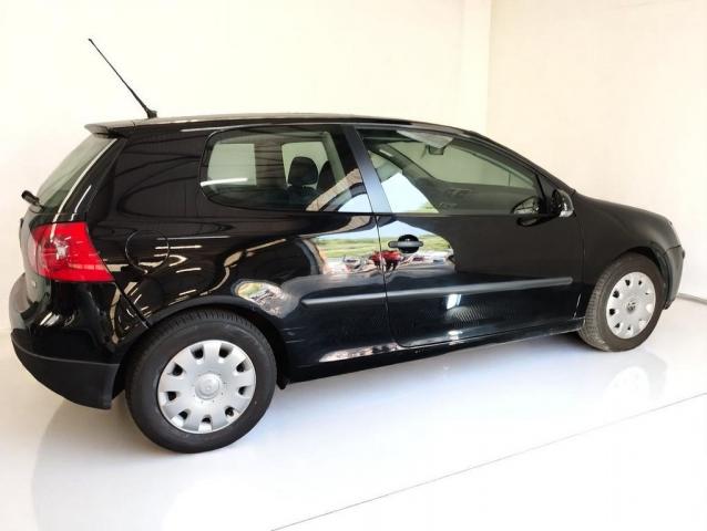 Volkswagen Golf image 2