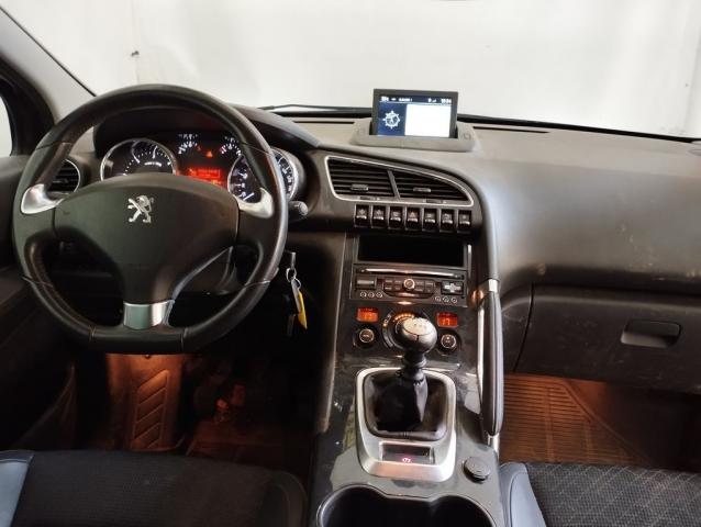 Peugeot 3008 image 2