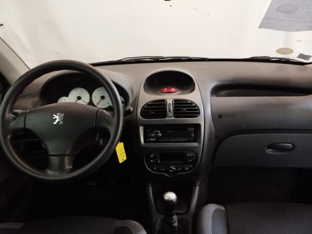 Peugeot 206 image 1