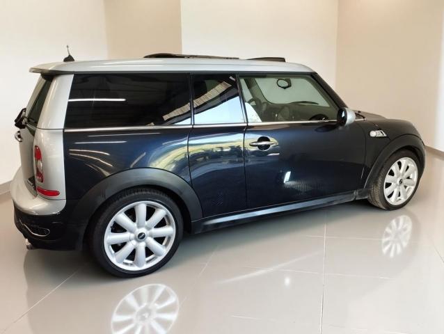 Mini Clubman image 2
