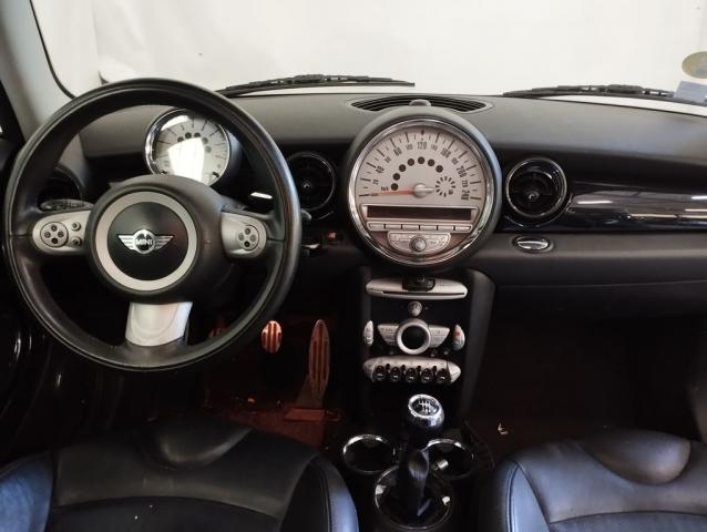 Mini Clubman image 1