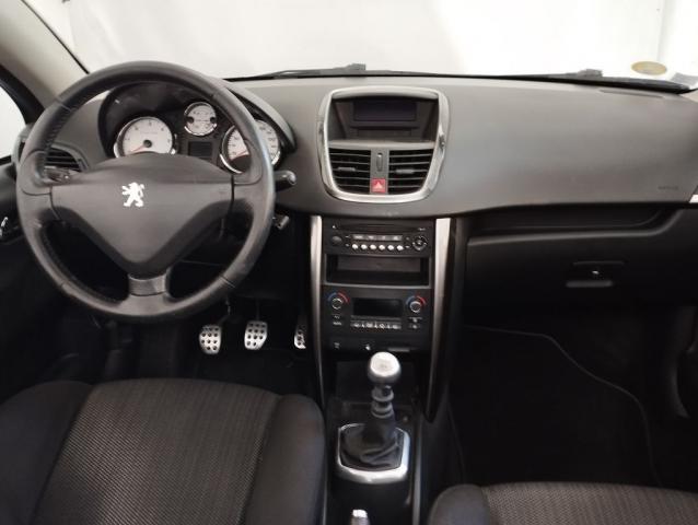 Peugeot 207 Cc image 2