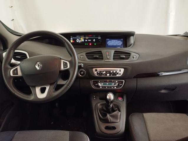 Renault Grand Scénic image 1