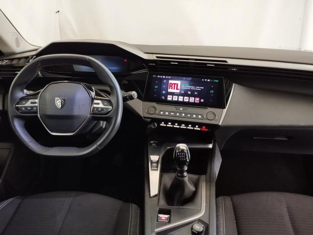 Peugeot 308 image 1