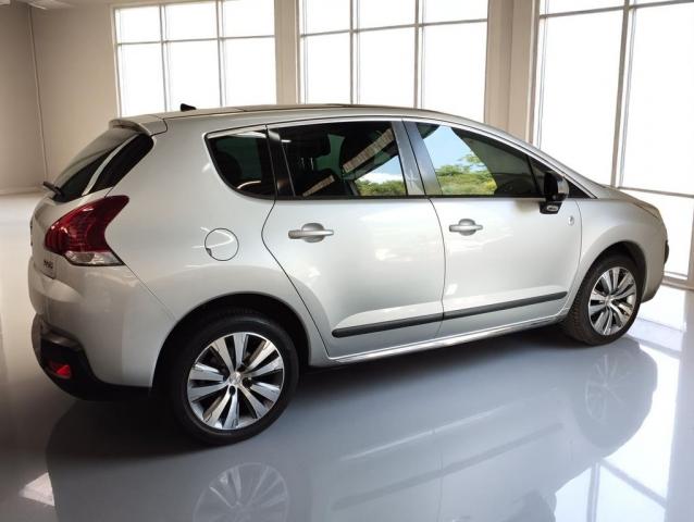 Peugeot 3008 image 2