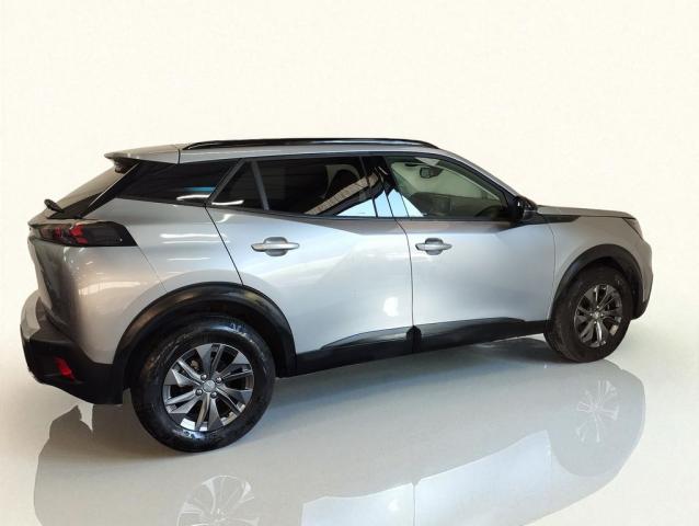 Peugeot 2008 image 1