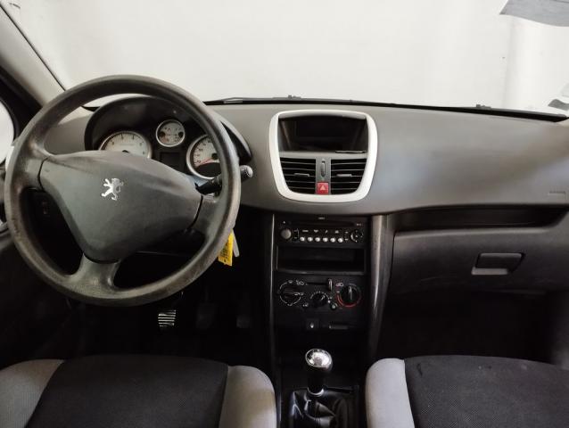 Peugeot 207 image 1