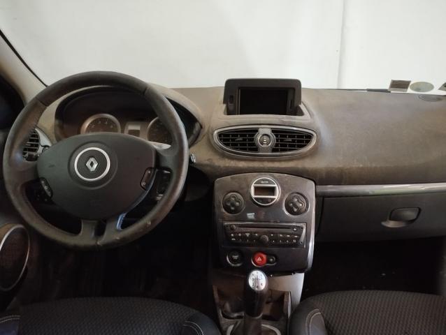 Renault Clio image 1