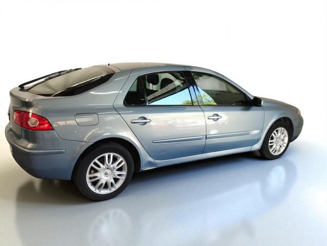 Renault Laguna image 1