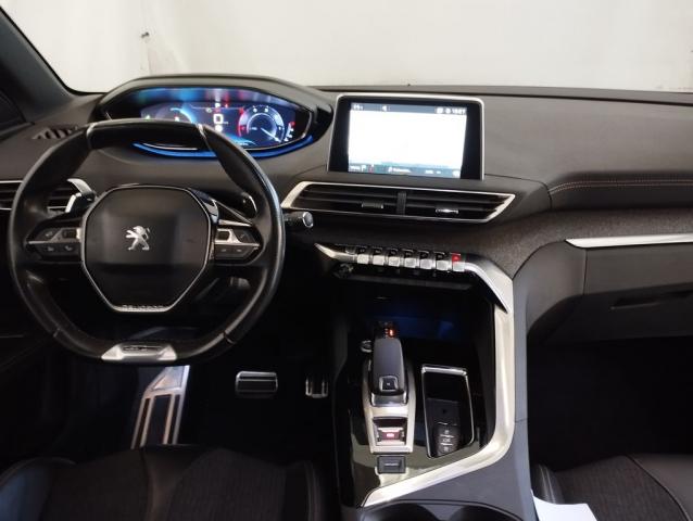 Peugeot 3008 image 2