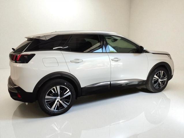 Peugeot 3008 image 1