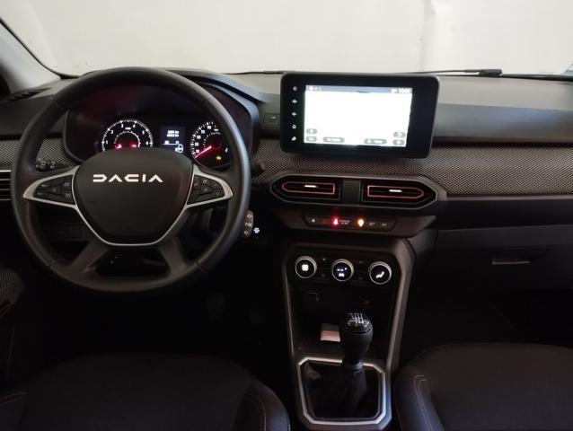 Dacia Sandero image 1