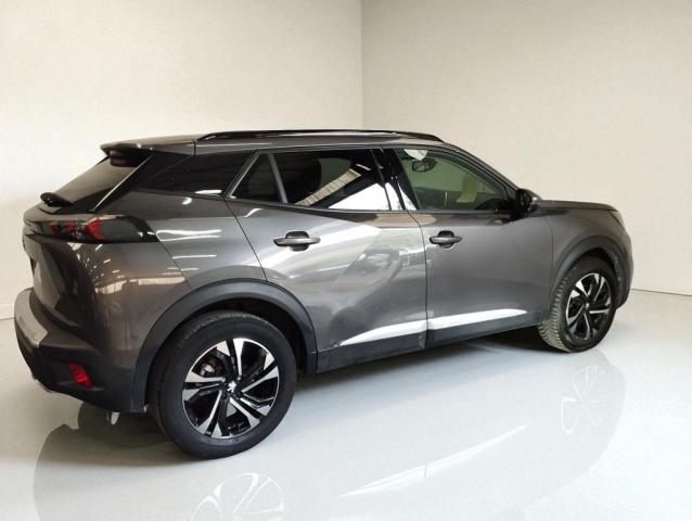 Peugeot 2008 image 2