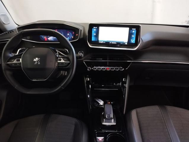 Peugeot 2008 image 1