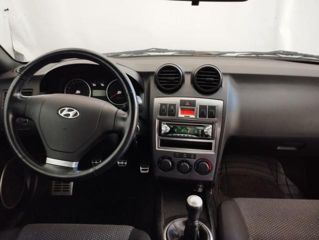 Hyundai Coupé image 1