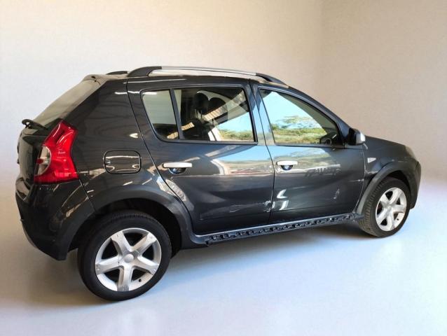 Dacia Sandero image 2