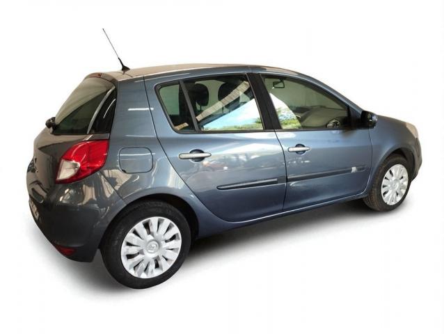 Renault Clio image 2