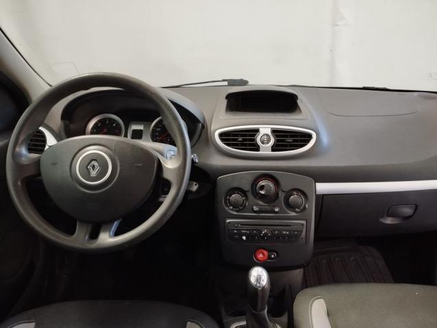 Renault Clio image 1