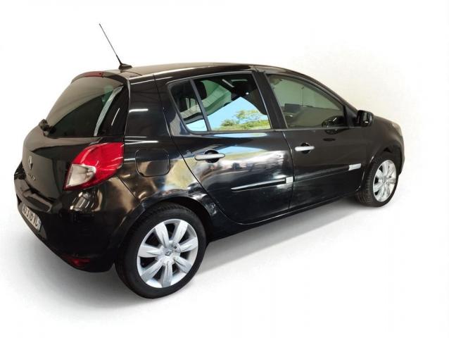 Renault Clio image 1