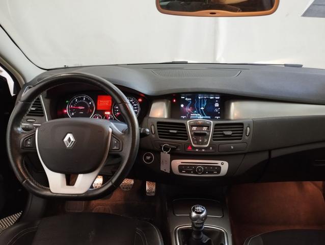 Renault Laguna image 2