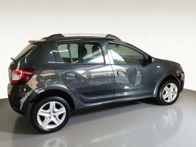 Dacia Sandero image 2
