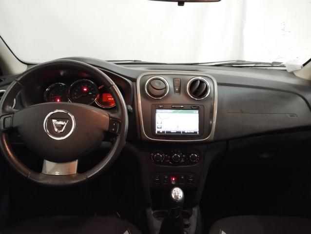 Dacia Sandero image 1