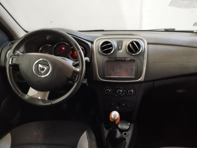 Dacia Sandero image 2