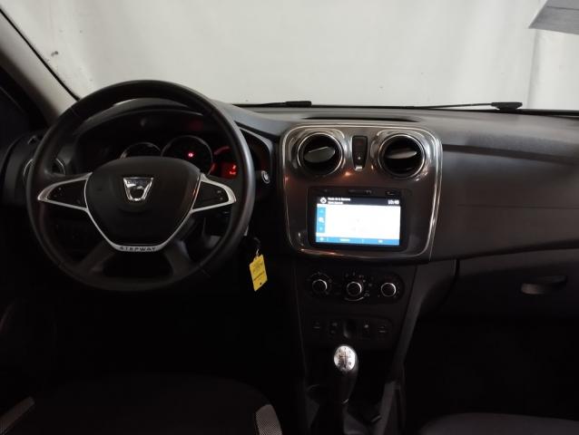 Dacia Sandero image 2