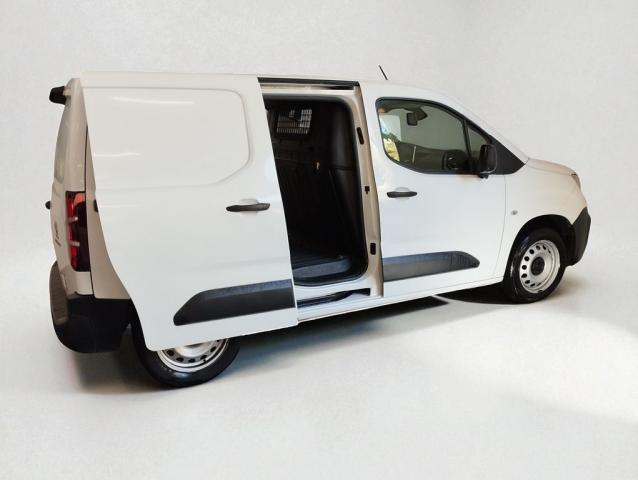 Peugeot Partner image 2