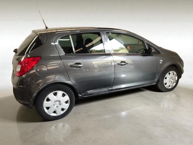 Opel Corsa image 2