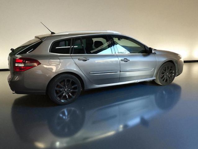 Renault Laguna Estate image 1