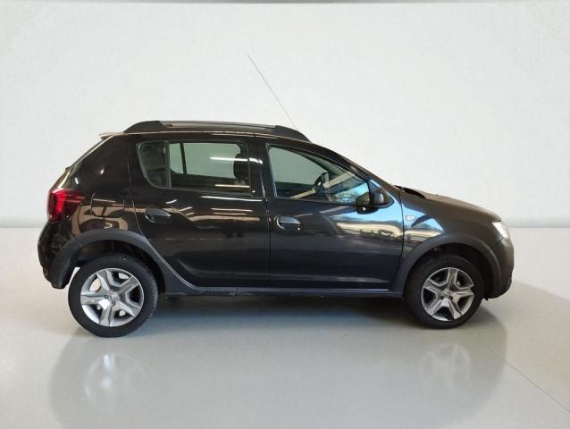 Dacia Sandero image 2