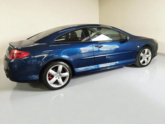 Peugeot 407 Coupé image 2