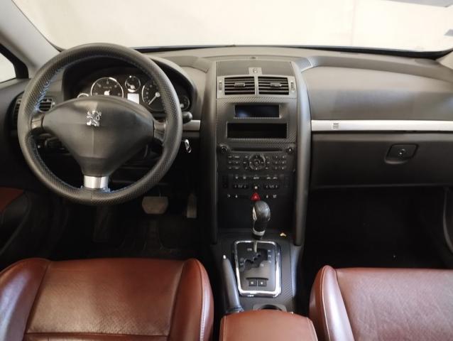 Peugeot 407 Coupé image 1