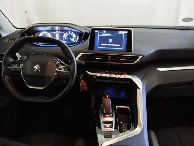 Peugeot 5008 image 2
